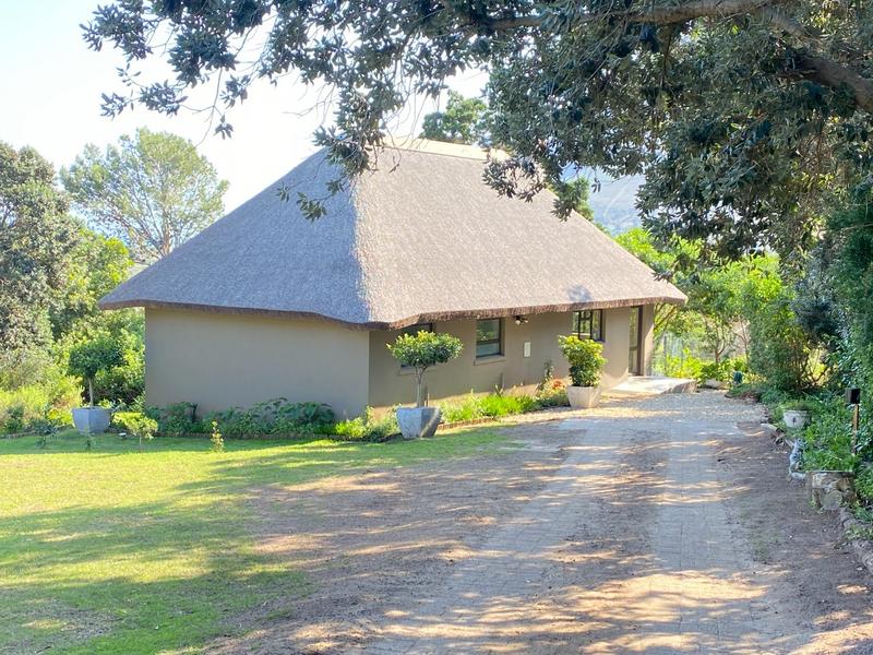 To Let 2 Bedroom Property for Rent in Crofters Valley Western Cape